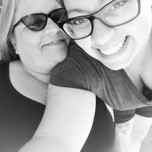 Meet your Posher, Laurie